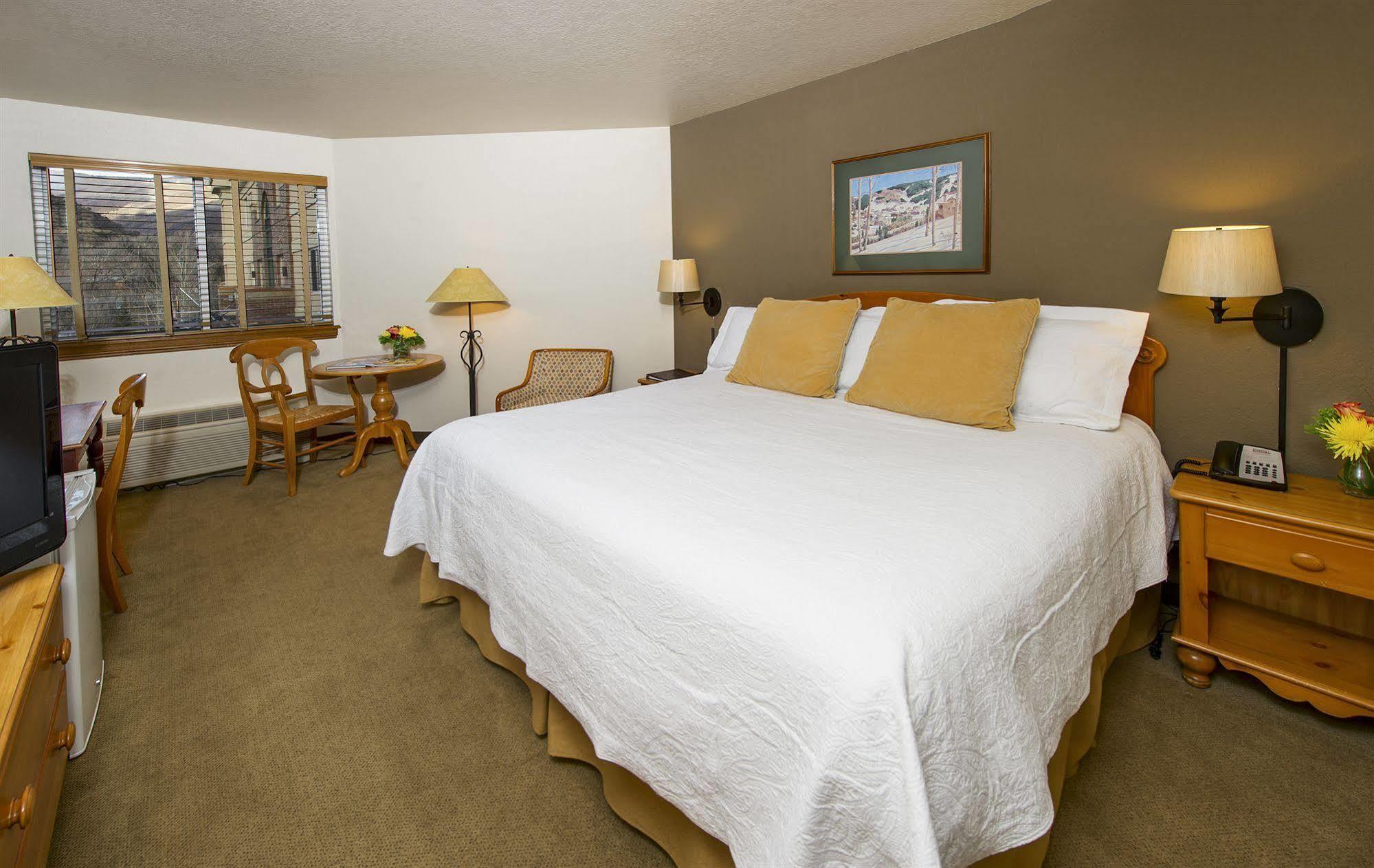 The Inn At Riverwalk Edwards Extérieur photo