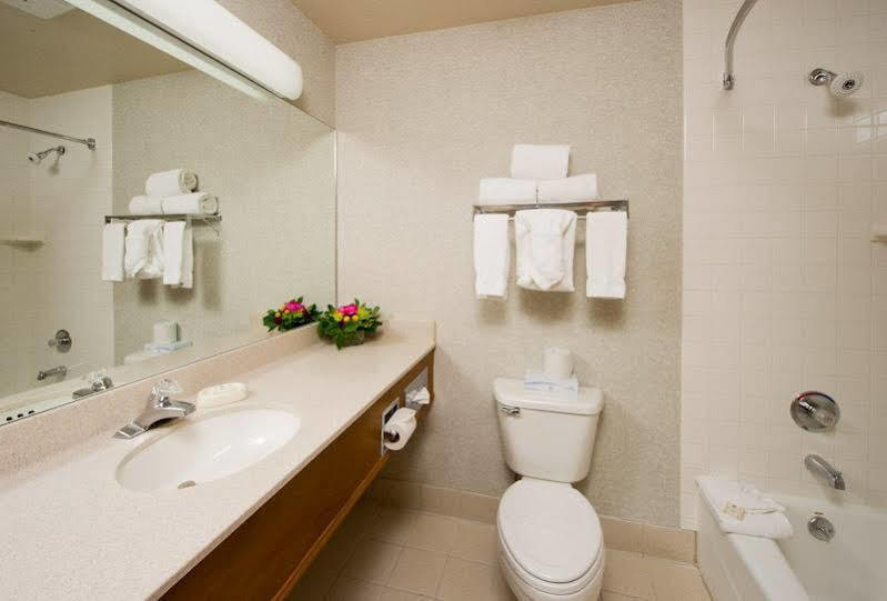 The Inn At Riverwalk Edwards Extérieur photo