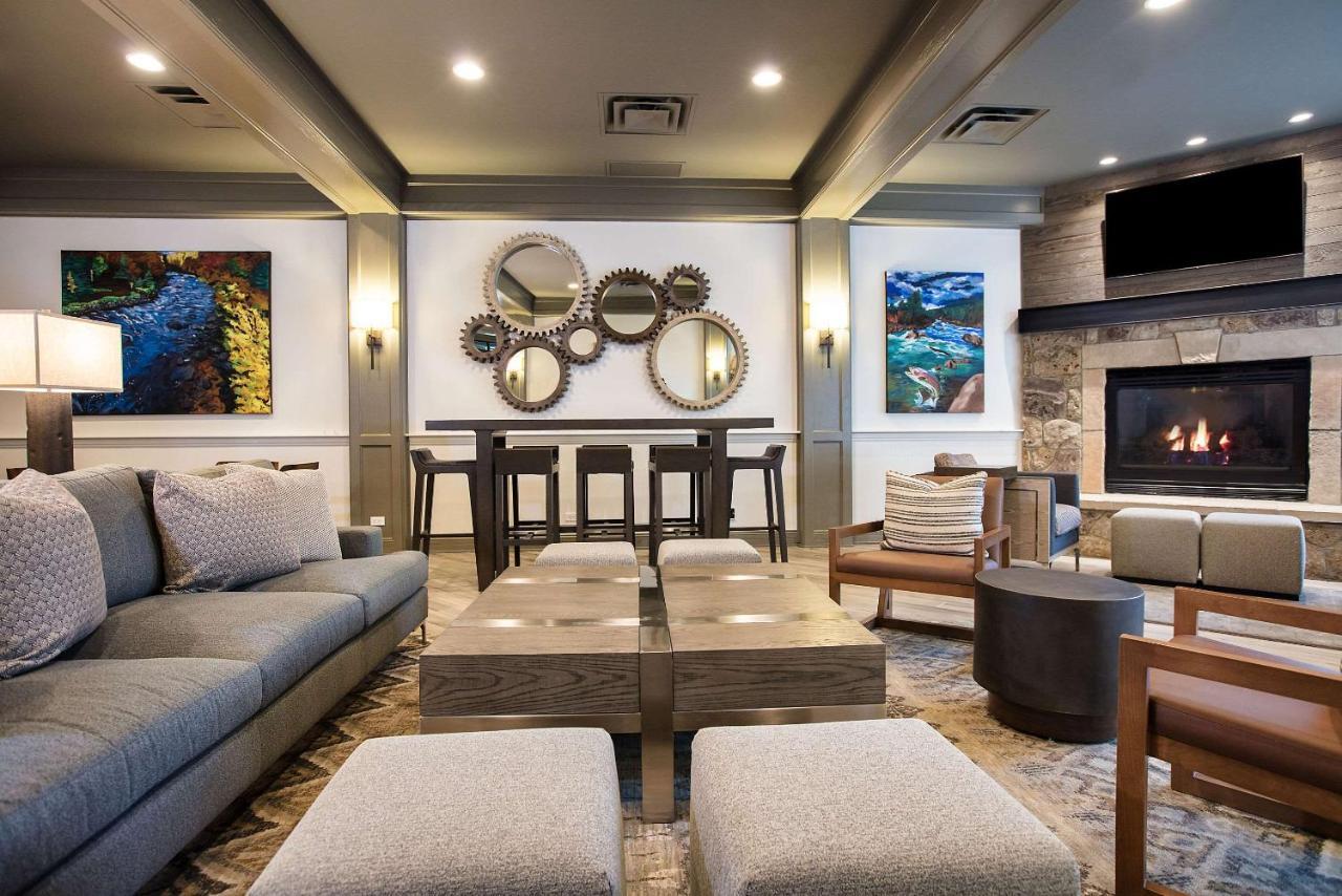 The Inn At Riverwalk Edwards Extérieur photo